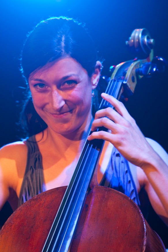 Clara Luzia