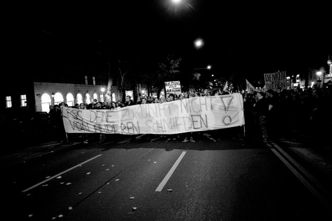 Unibrennt Demo