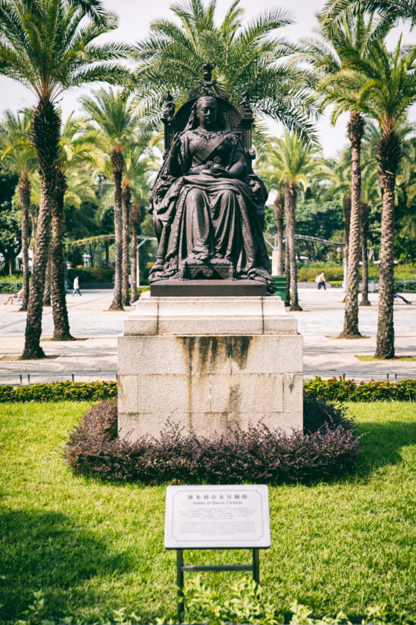 Hong Kong Queen Victoria Statue