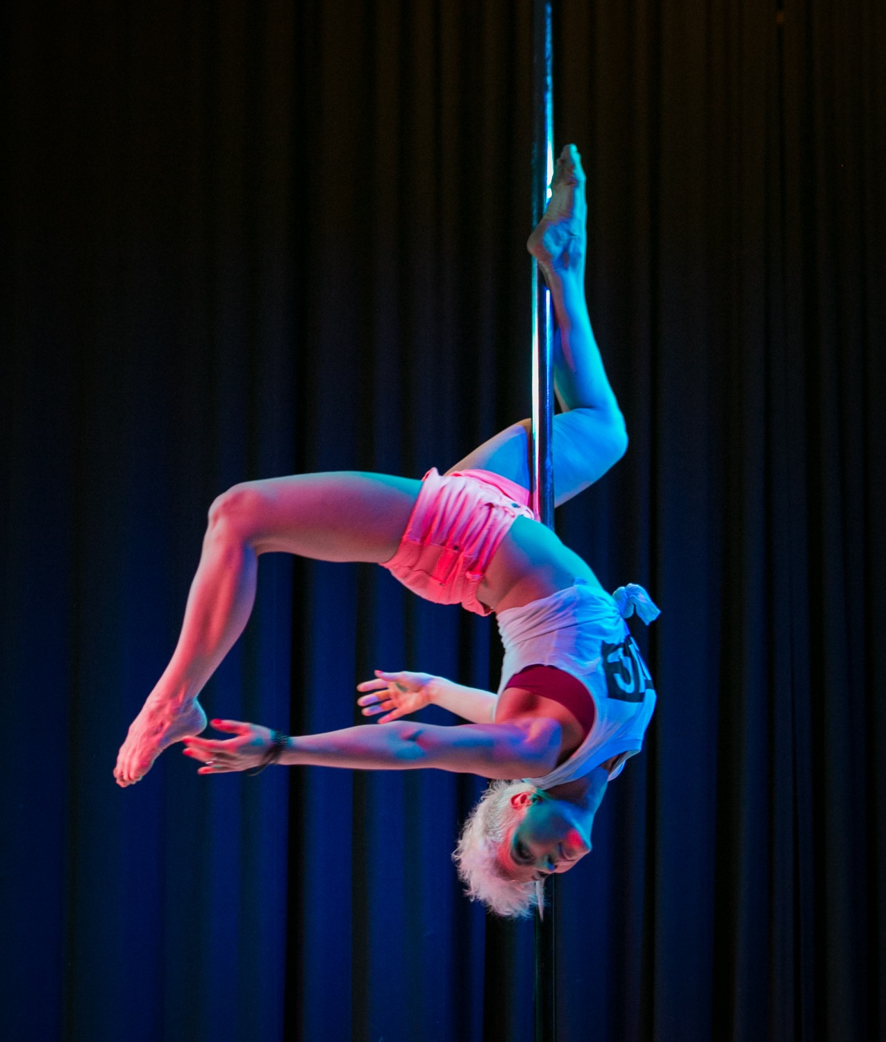Poledance