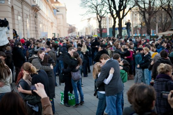 Schmusen für den Weltfrieden Demo