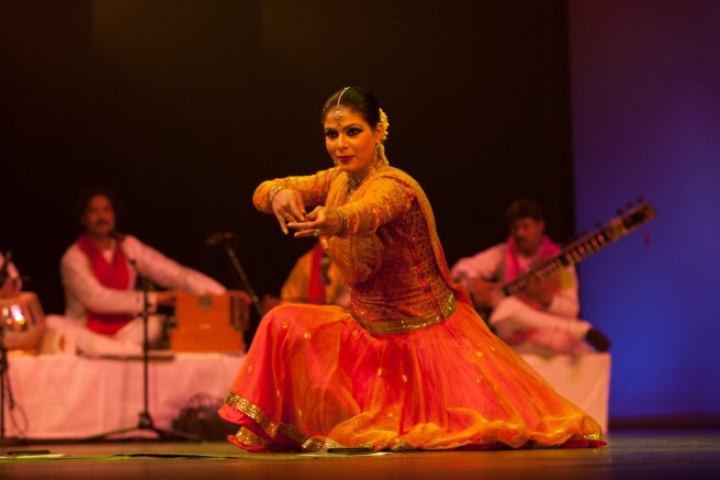 Indische Kathal-Darbietung von Vidha Lal und ihrer Gruppe The Spirit am 20.03.2011 im Akzent Theater